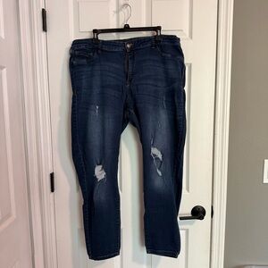 Charlotte Russe Plus Size Ripped Jeggings Size 22